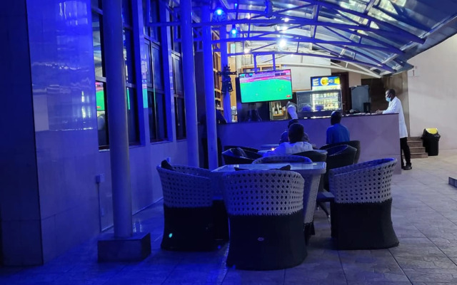 Valencia Hotels