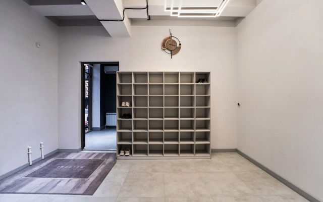 Qlife Hostel