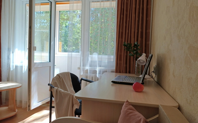 Po delam v Smolensk Flat