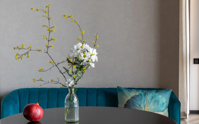 Elegantnost i Komfort s Krasivym Vidom na More i Gory Apartment