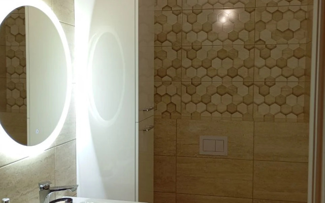 Квартира Трехкомнатная на Александра Невского