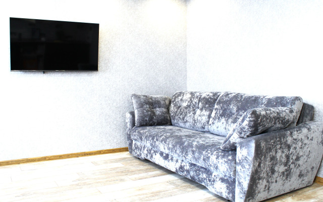 Апартаменты Apato Уютная студия с видом на город и горы