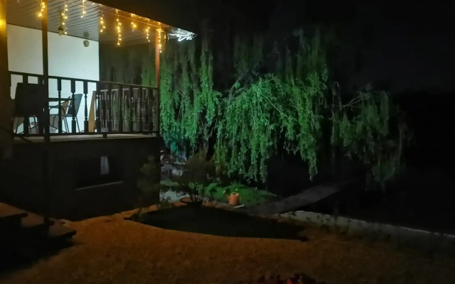 Частный дом Уютный на Берегу Реки