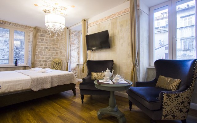 Отель Plaza Marchi Old Town - MAG Quaint & Elegant Boutique Hotels