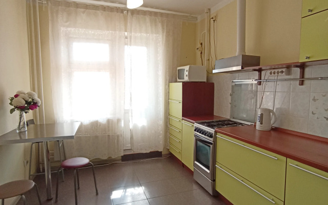 Na 6 Etazhe Na Ulitse Ordzhonikidze Apartments