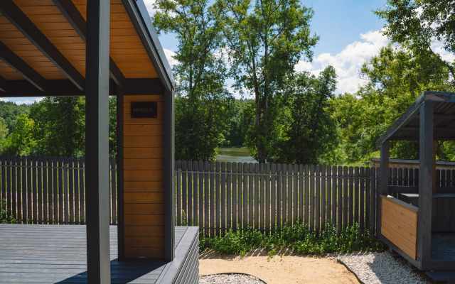 Eco-Mestechko Private House