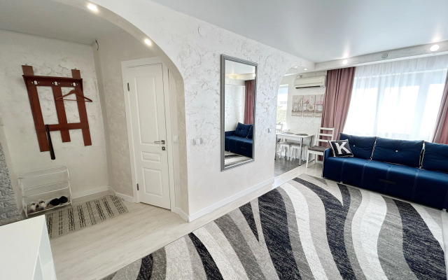 Kvartira 2-shka v tsentre Volgograda Apartments