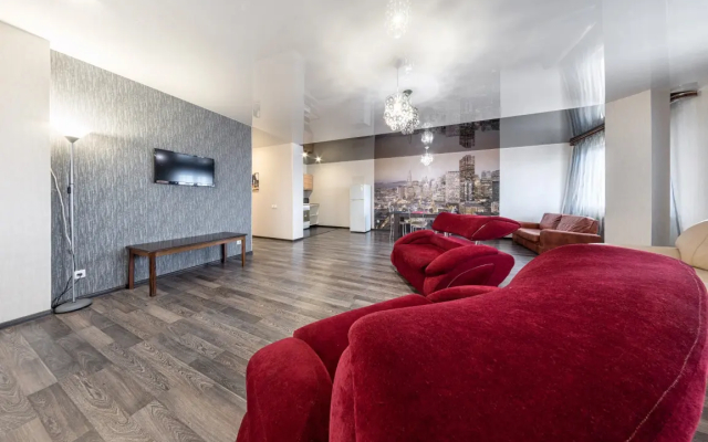 Apartments Uluchshennye S Balkonom I Vidom Na Gorod Innkhoum Na Kurchatova 5v - Apartment in تشيليابنسك - Photo 5