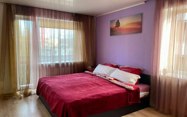 Квартира Цвета мак