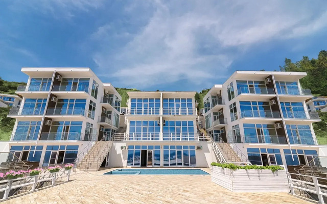 Mare Infiniti Guest house