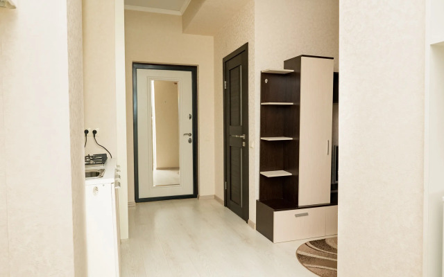 Studija u morja na Prosveshhenija Letnie nochi Apartments