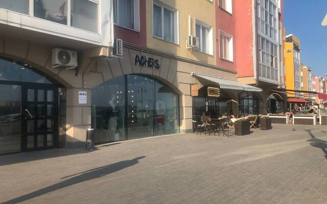 Апартаменты Верхняя Набережная 145