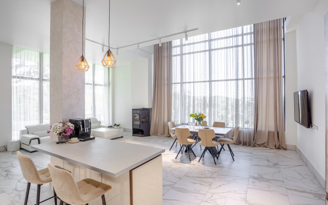 Eksklyuzivny Dom Na Chernoy Rechke Private house