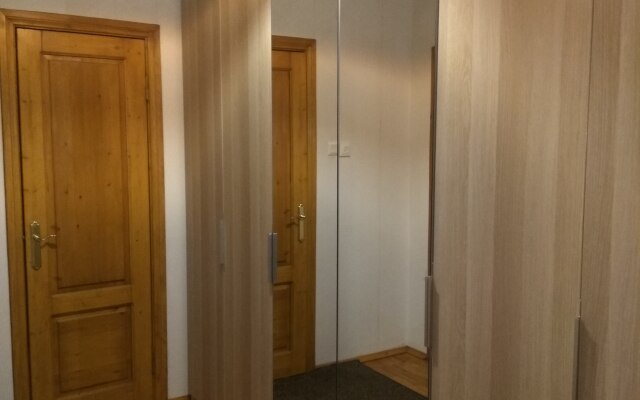 Apartamentyi Krasnoselskaya 12