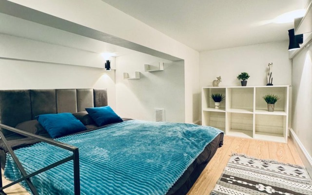Apartment New Scandi White on Tulskaya