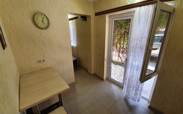 Oksana Guest House