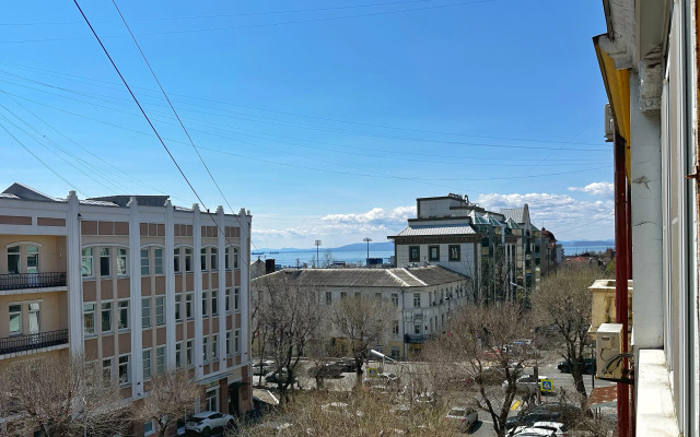S Novym Remontom V Samom Serdtse Vladivostoka Flat