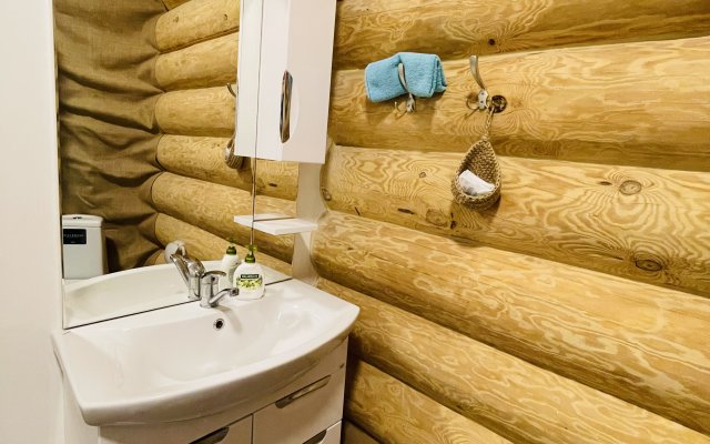 Tri Bogatyrya Guest House