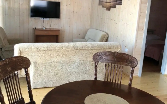 Roza Vetrov Guest House