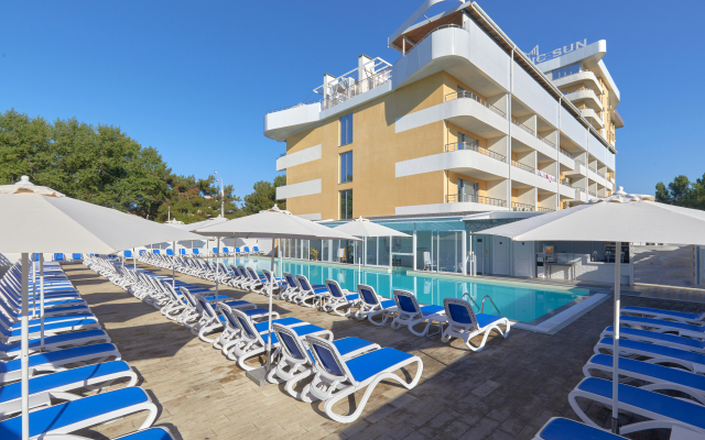 Alean Club Majestic Hotel