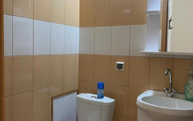 Квартира на Колмовской Набережной 71а, 2 этаж