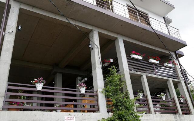 Elida Guest House