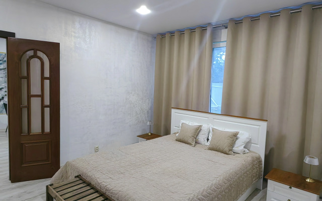 U Ozera Private House