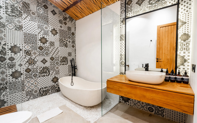 Hijau by EVDEkimi – Charming 2BR Escape with Pool, Outdoor Lounge, Lush Garden – Long Stay Extras Villa