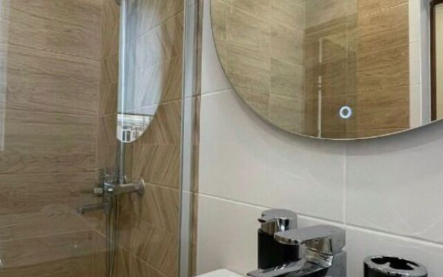 Na Prospekte Kirova 53 Apartments