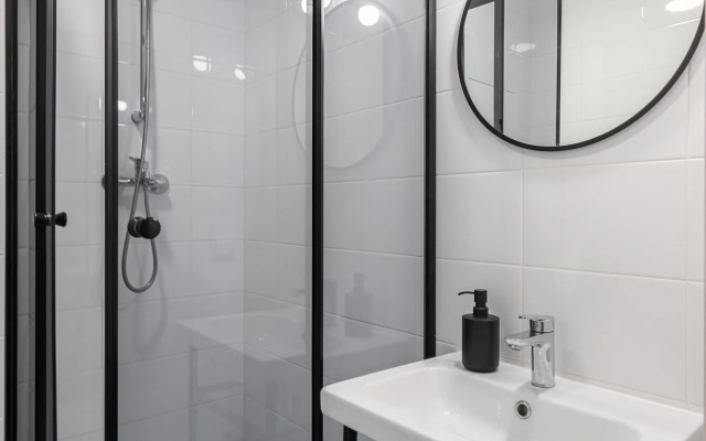 Квартира Изысканная Евро-2к АпартХост в ЖК Стрешнево с Рскошным Видом на Парк и Реку