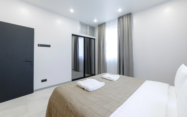 Red Apartments Art Layt Siti Dzherom Apartments