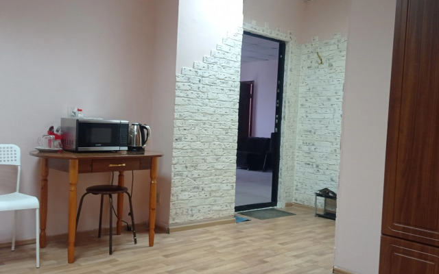 V Tsentre Flat
