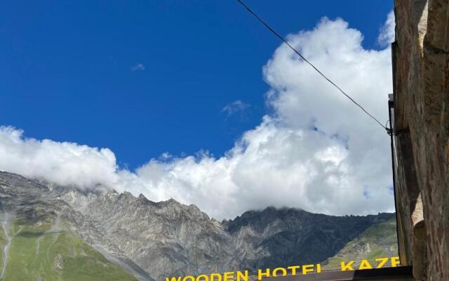 Wooden Hotel Kazbegi