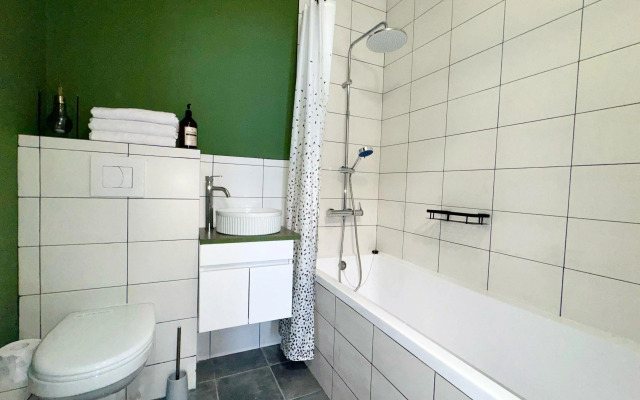 Studio Park Apartments