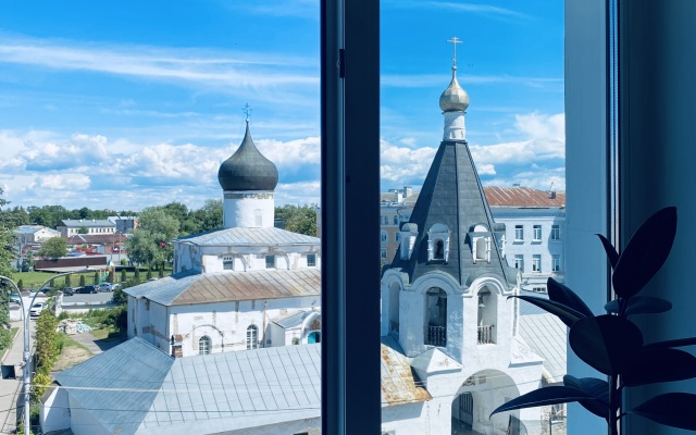 Dvukhkomnatnaya kvartira vozle Kremlya Flat