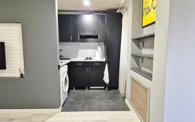 Odnokomnatnaya S Panoramnym Vidom Na Skver Flat