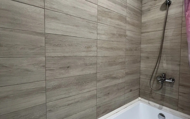 V Novom Rayone Vostok Flat