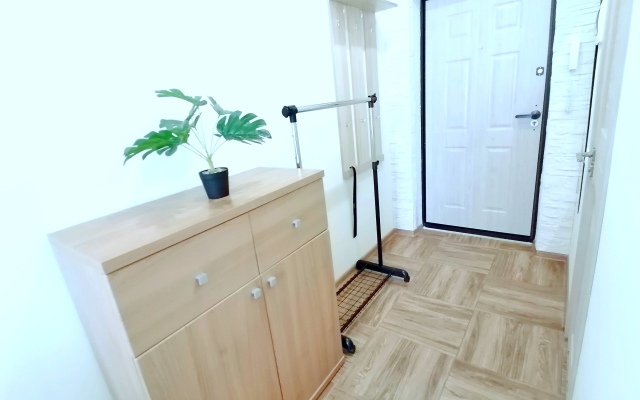 Mango Flat