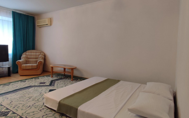 Квартира Уютная 3х комнатная в центре Омска