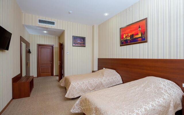 Royal Hotel