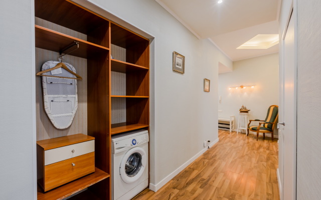 Апартаменты SpbStay с сауной на Невском проспекте 124