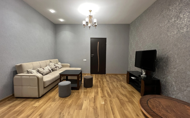 2-K Kvartira v Novostroyke na Yervanda Kochara Flat