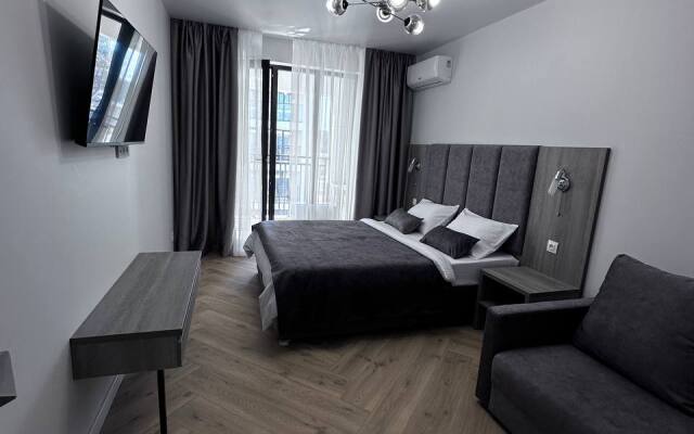 Tri Bogatyrya Apartments 1