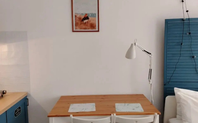 Studiya na beregu zaliva Flat