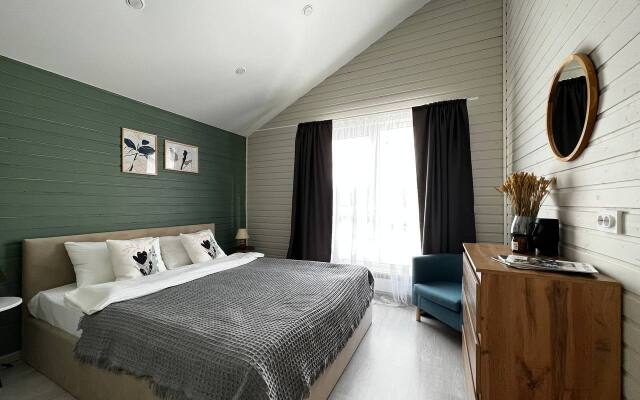 Point 400 Kedrovyj Guest House