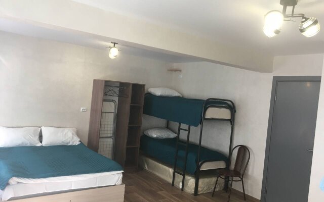 Квартира Антихостел RoomHouse Leningradskaya