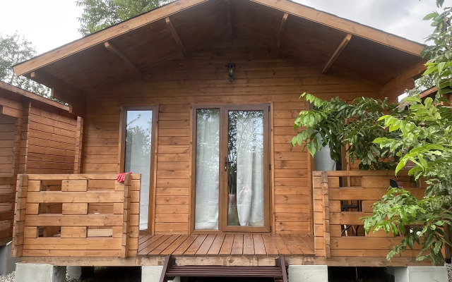 Akatsiya Guest House