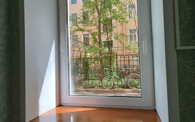 Neobychnye Na Lomonosova 16 Apartments
