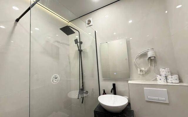 Апартаменты на Баумана 1