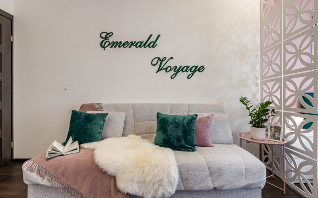 Апартаменты Emerald Voyage